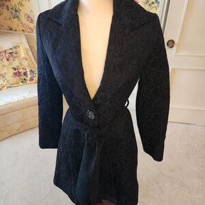 Papillon Blanc Black Textured Jacket